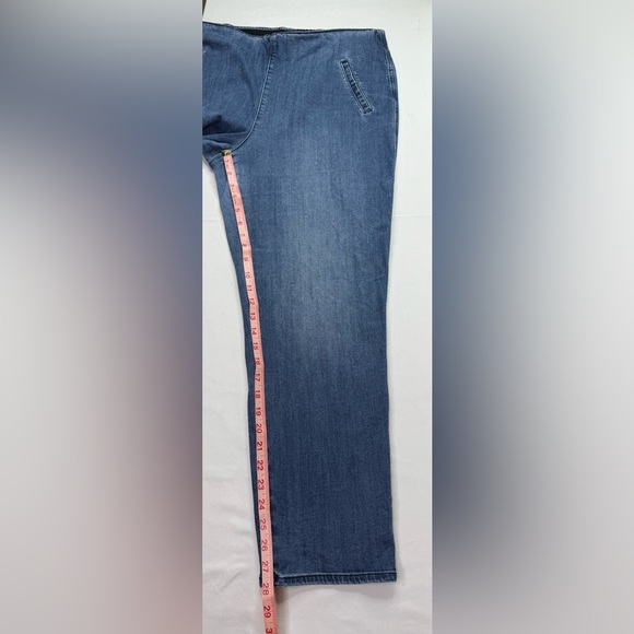 Chico's Pull On Slimming Ankle Jeans Medium Wash Blue Size 14 - Picture 8 of 8